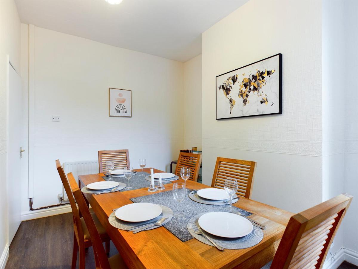 Cheerful 3 Bedroom Home With Free Parking And Wifi Chester Eksteriør billede