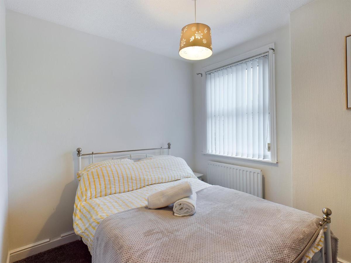 Cheerful 3 Bedroom Home With Free Parking And Wifi Chester Eksteriør billede